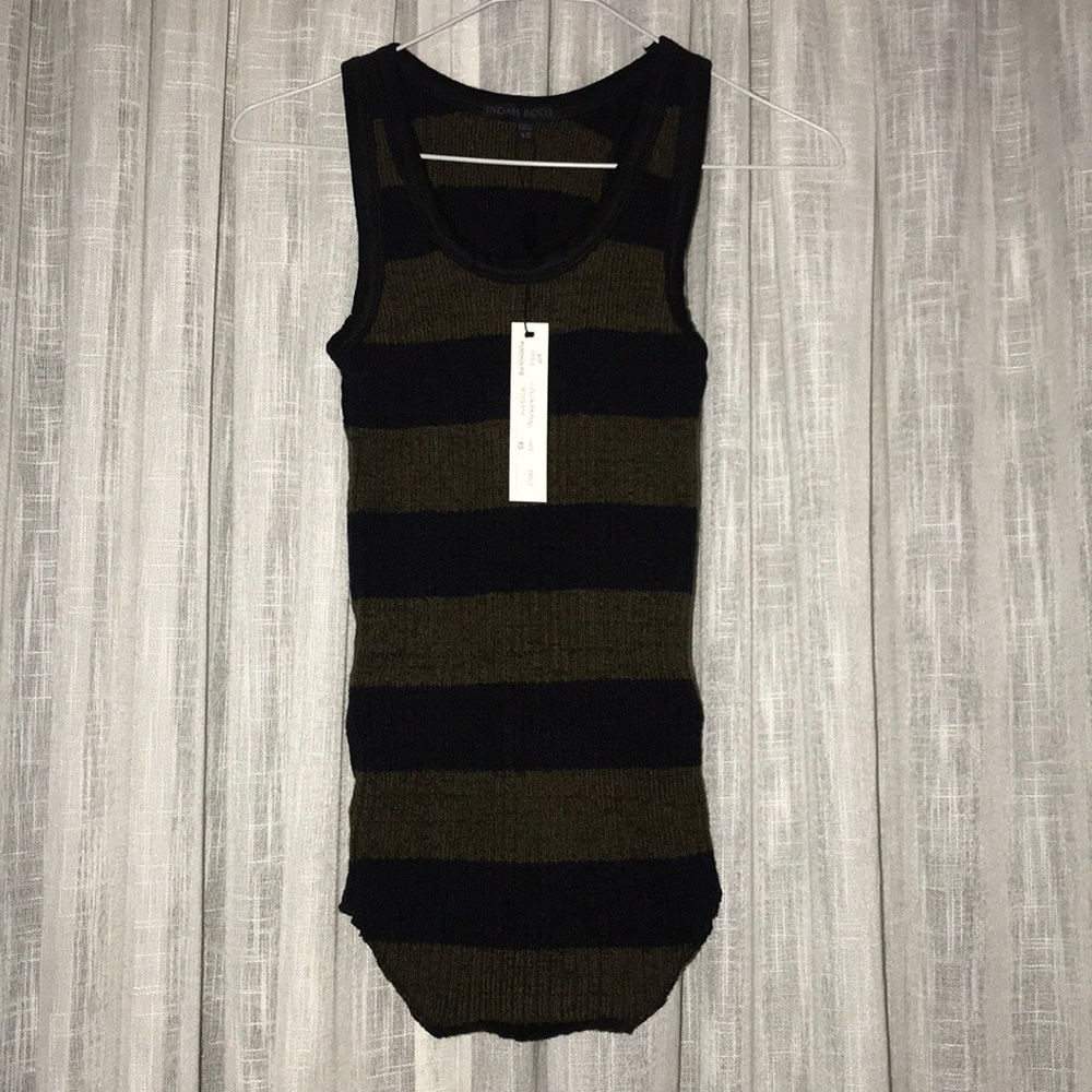 Indah Racerback Tanktop - Picture 5 of 8